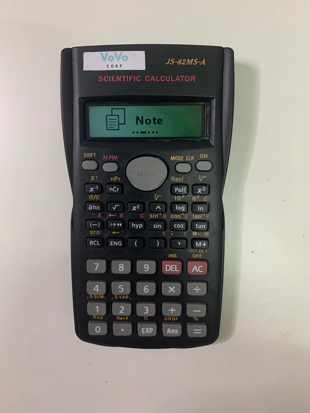 Calcolatrice Intelligente con IA e ChatGPT Integrato